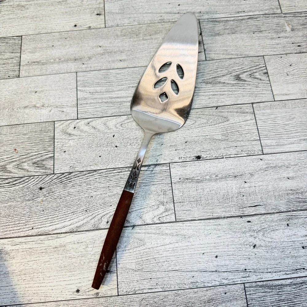 Vintage Mid Century Modern Stainless Pie Cake Server Wood Handle Leaf Cutouts